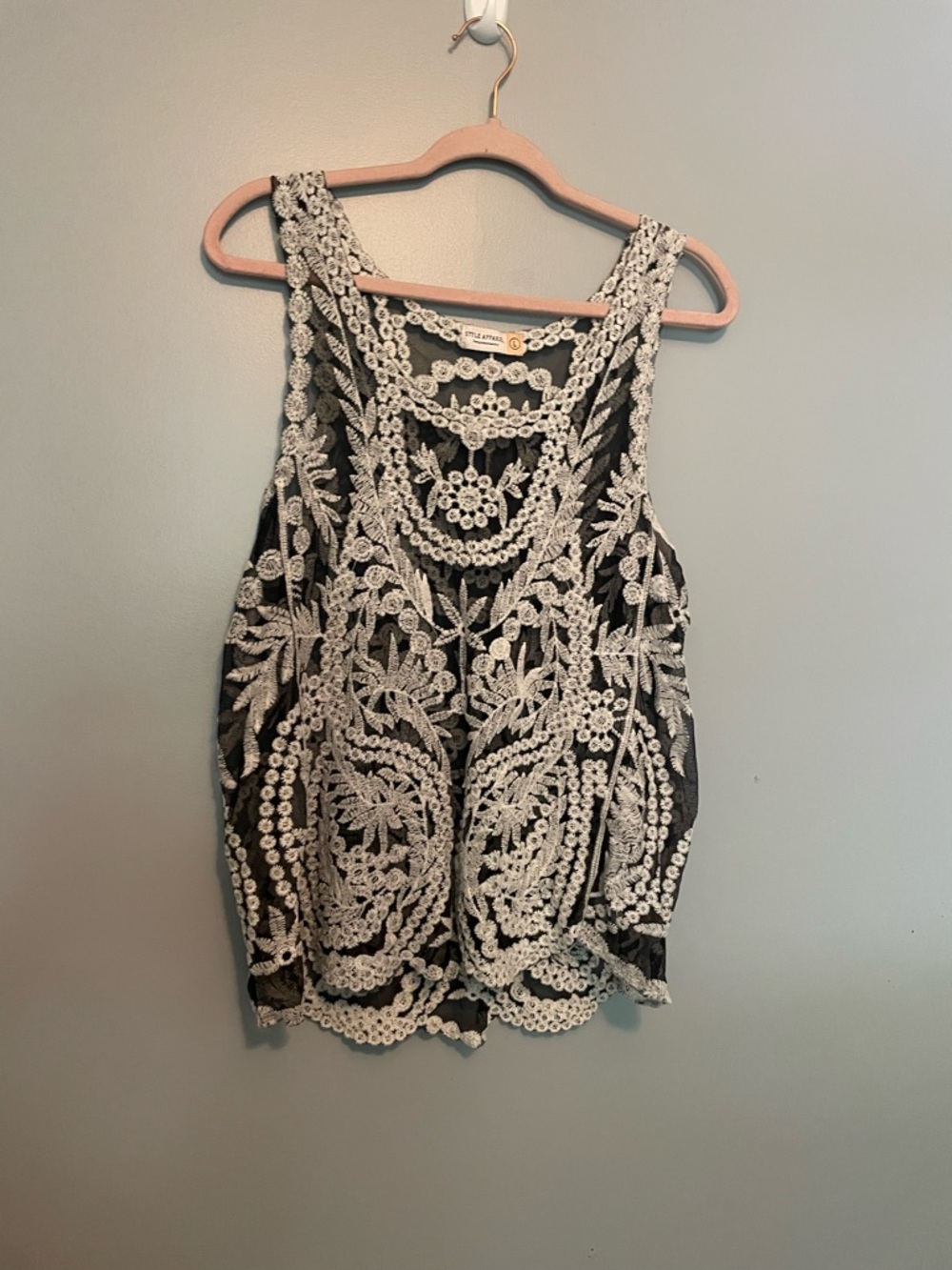 Crochet Knit Top Women’s Size Large Style Apparel